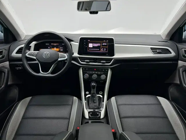 Volkswagen T-Roc — Фото автомобиля 20