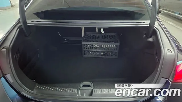 Mercedes-Benz E-Class W214 — Фото автомобиля 15