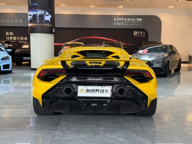 Lamborghini Huracan — Фото автомобиля 16