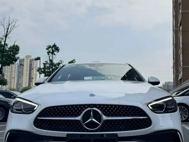Mercedes-Benz C-Class — Фото автомобиля 2