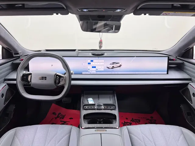 Geely Galaxy E8 — Фото автомобиля 21