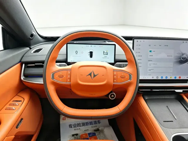 Dongfeng eπ 007 — Фото автомобиля 6