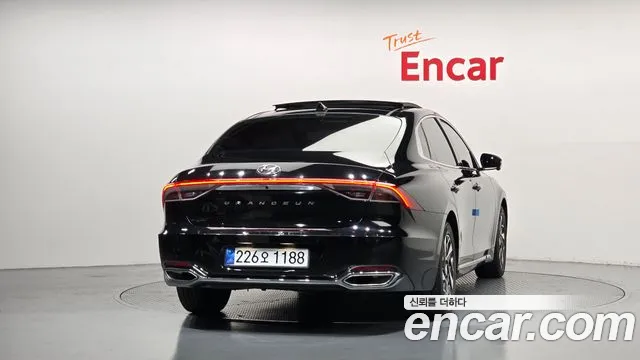 Hyundai Grandeur (New) Hybrid — Фото автомобиля 4