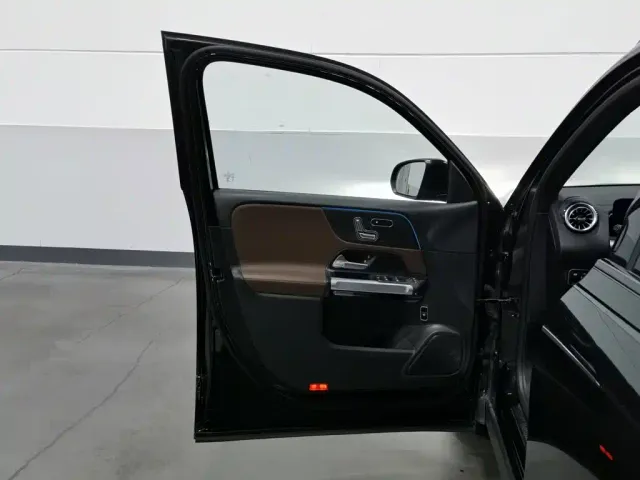 Mercedes-Benz GLB-Class — Фото автомобиля 8