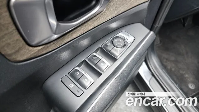 Kia Sorento Sorento 4-е поколение Дизель 2.2 2WD — Фото автомобиля 19
