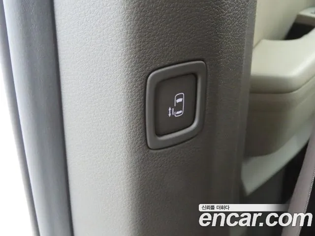Kia Carnival 4th Gen — Фото автомобиля 14