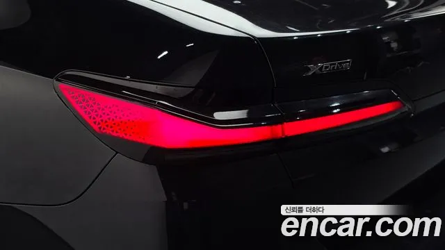 BMW 7 Series G70 — Фото автомобиля 8