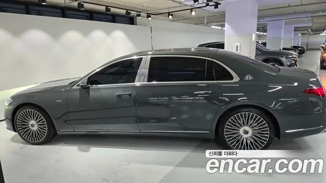 Mercedes-Benz S-Class — Фото автомобиля 8