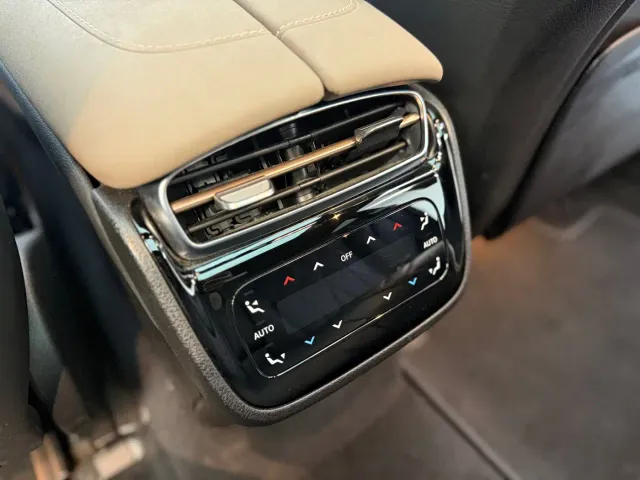 Mercedes-Benz EQS — Фото автомобиля 14