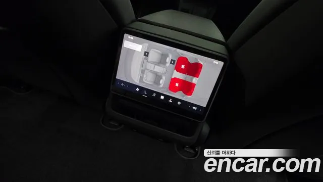 Tesla Model 3 — Фото автомобиля 19