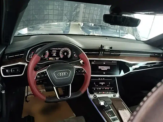 Audi A6L — Фото автомобиля 9