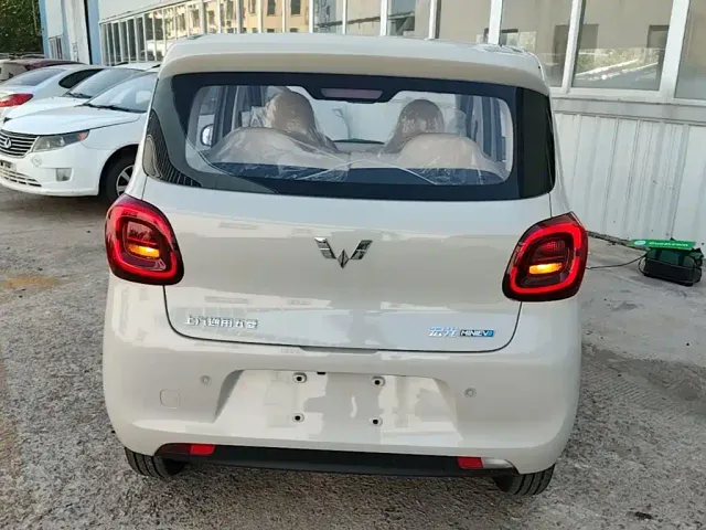 Wuling Hongguang Mini EV — Фото автомобиля 5