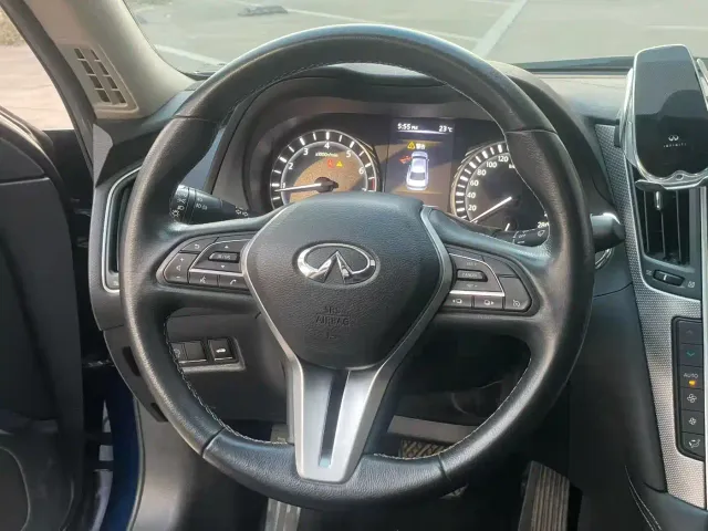 Infiniti Q50L — Фото автомобиля 8