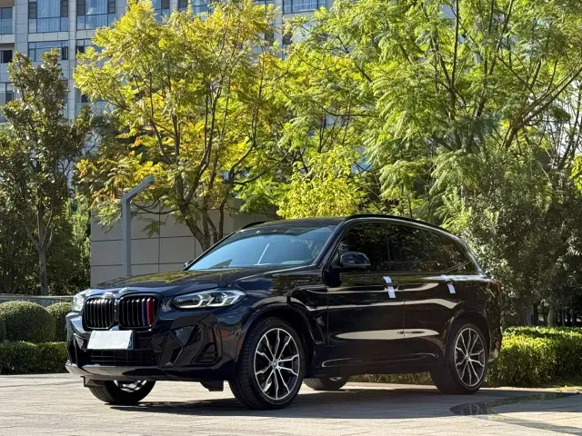 Фотография автомобиля — BMW X3