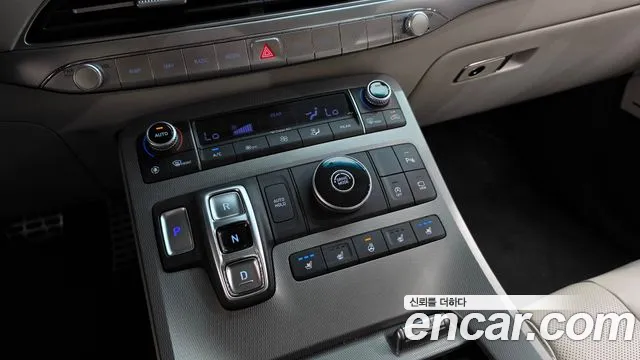 Hyundai Palisade Palisade Дизель 2.2 2WD — Фото автомобиля 8