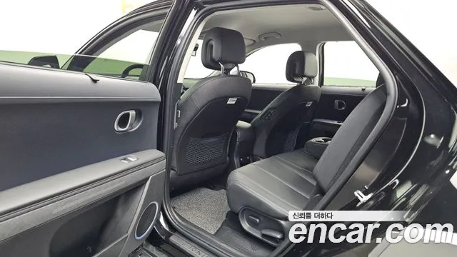 Hyundai Ioniq 5 — Фото автомобиля 11