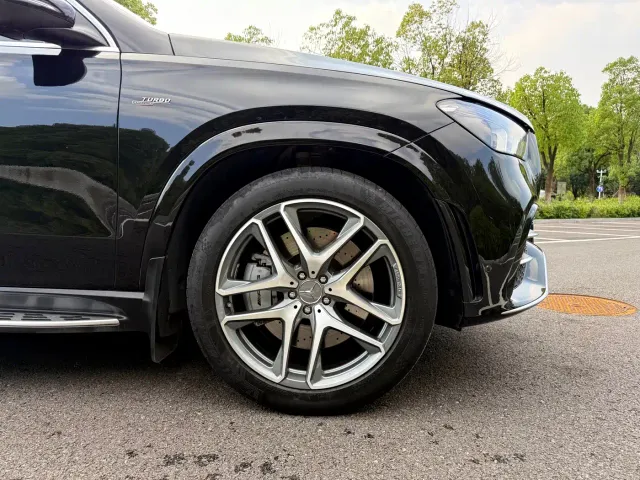 Mercedes-Benz GLE-Class AMG — Фото автомобиля 10