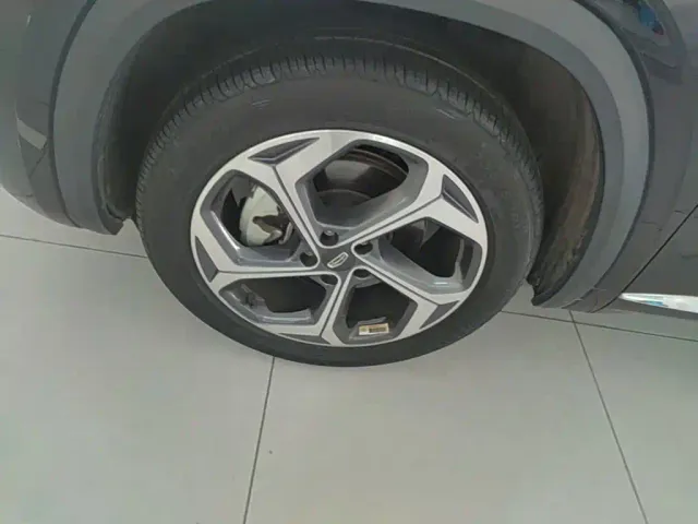 Geely Xingyue L — Фото автомобиля 22