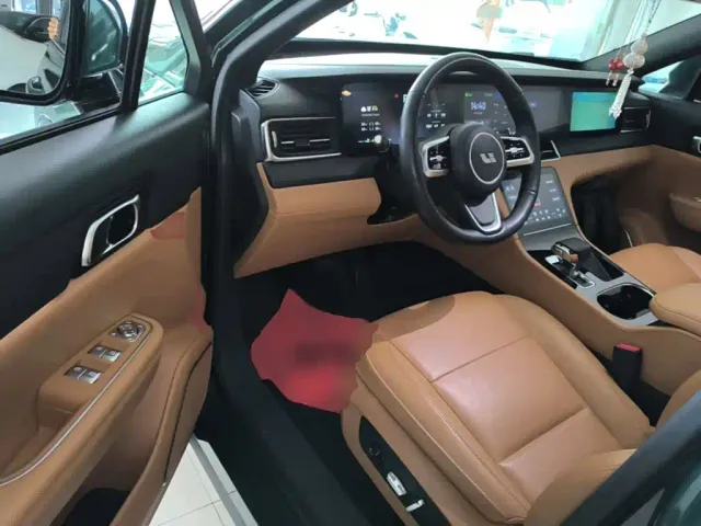 Li Auto ONE — Фото автомобиля 15