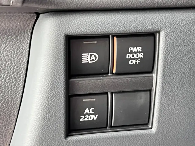 Toyota Vellfire — Фото автомобиля 18