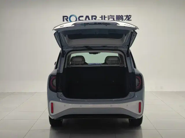 Arcfox Kaola S — Фото автомобиля 3