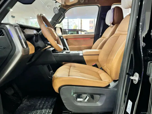 iCAR V27 — Фото автомобиля 6