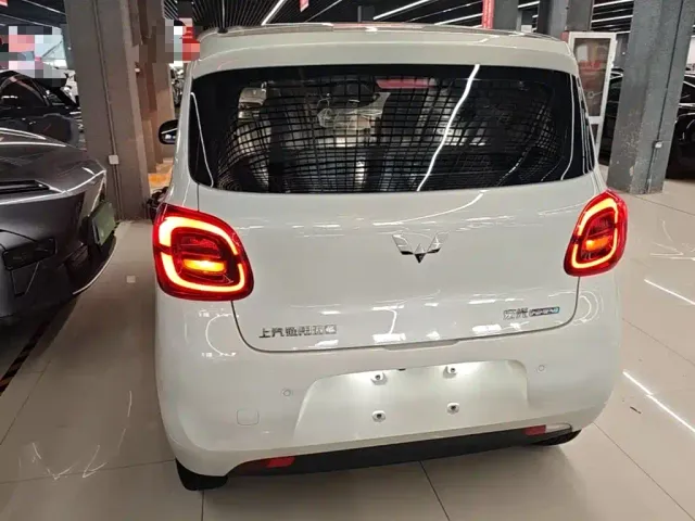 Wuling Hongguang Mini EV — Фото автомобиля 5