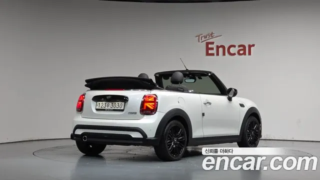 MINI Cooper Convertible — Фото автомобиля 2