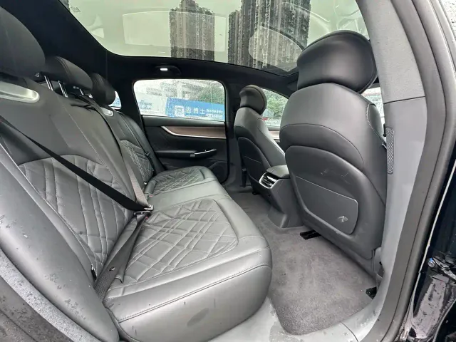 Changan Qiyuan A07 — Фото автомобиля 17