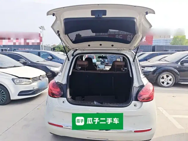 Wuling Bingo — Фото автомобиля 18