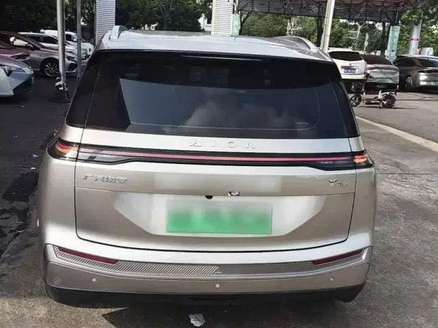 GAC Aion Y — Фото автомобиля 5