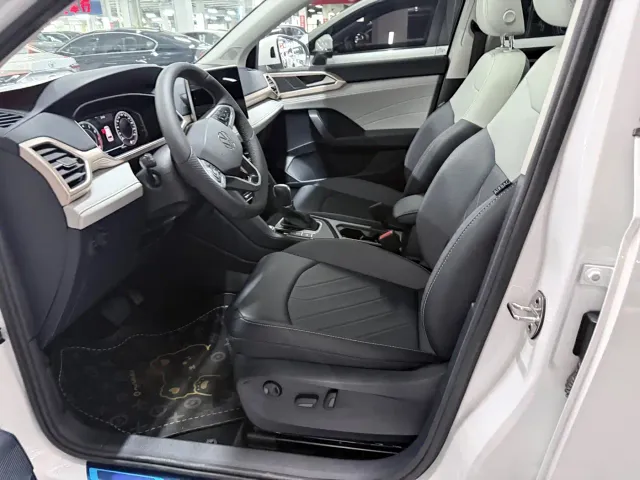 Volkswagen Tharu — Фото автомобиля 9