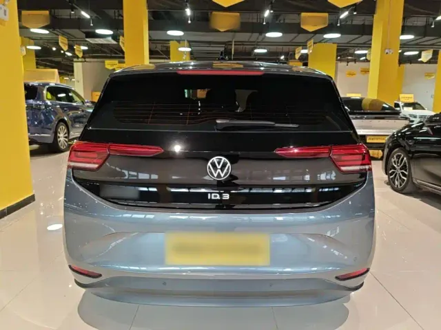 Volkswagen ID.3 — Фото автомобиля 5