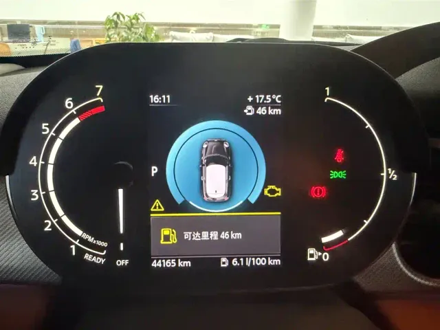 MINI Hatch — Фото автомобиля 11