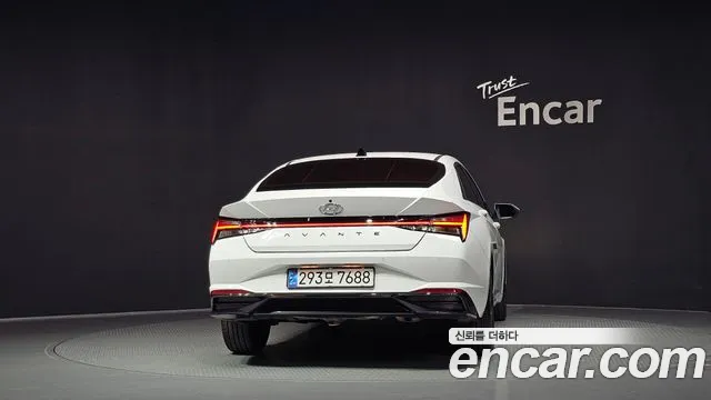 Hyundai Avante CN7 — Фото автомобиля 4