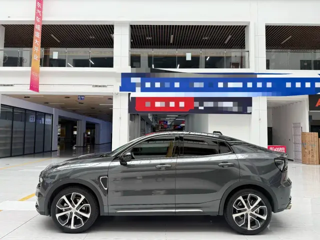 Lynk & Co 05 — Фото автомобиля 15