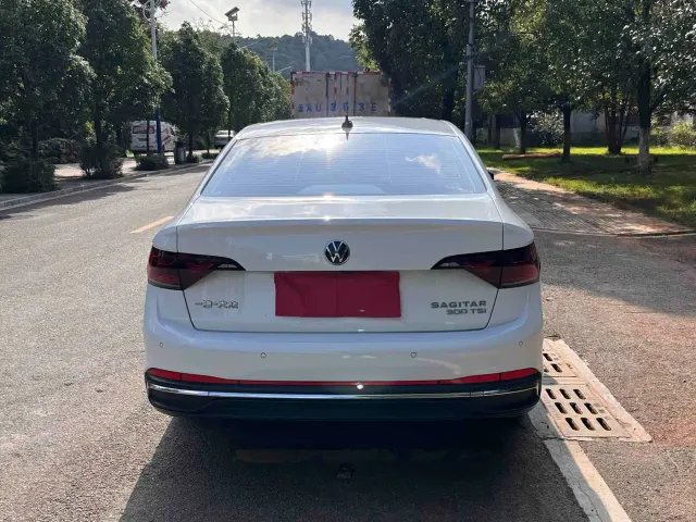 Volkswagen Sagitar — Фото автомобиля 8