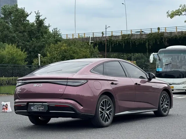 BYD Seal — Фото автомобиля 13