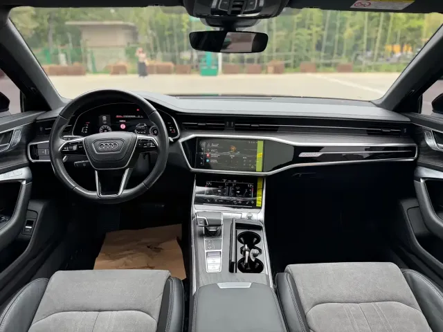 Audi A6L — Фото автомобиля 9