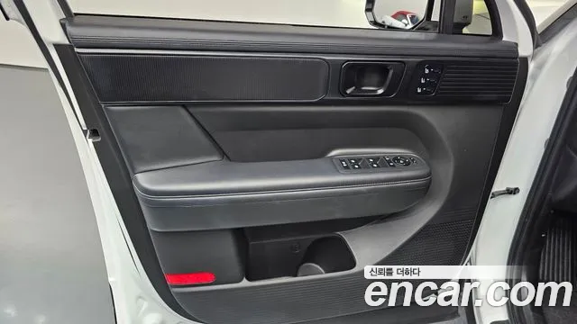 Hyundai Santafe Santa Fe (MX5) Бензин 2.5T 2WD — Фото автомобиля 19