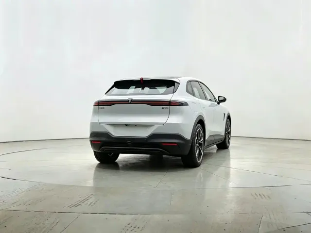 Deepal S05 — Фото автомобиля 7