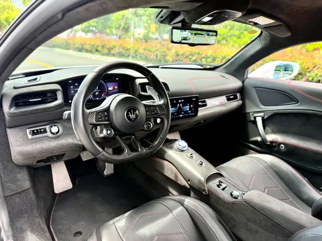 Maserati MC20 — Фото автомобиля 4