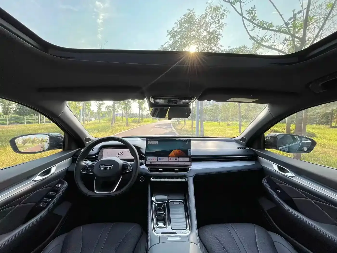 Geely Xing Rui 2026 Orient Yao 1.5TD Kunlun Edition — Фото автомобиля 4