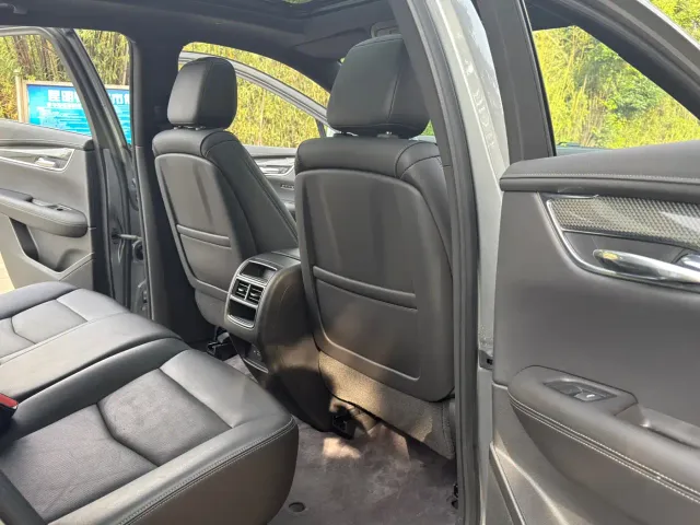 Cadillac XT5 — Фото автомобиля 14