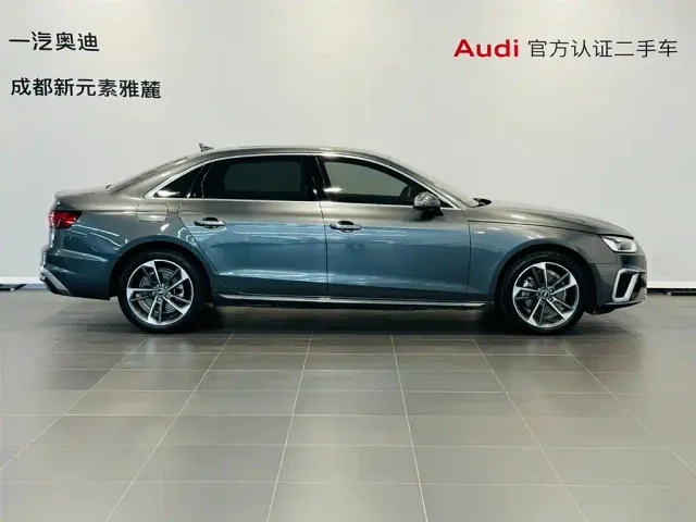 Audi A4L — Фото автомобиля 3