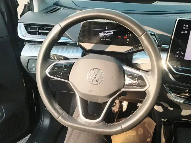 Volkswagen ID.6 X — Фото автомобиля 10