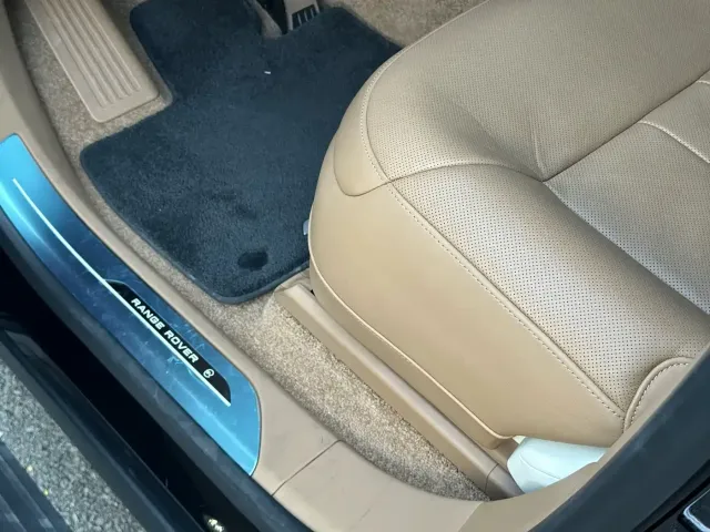 Land Rover Range Rover 2024 3.0 L6 400PS SV Honor Genesis Extended — Фото автомобиля 11