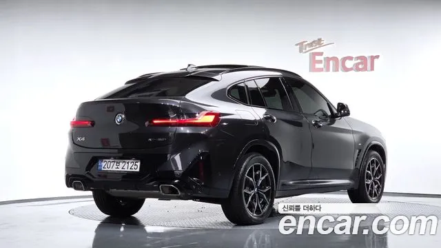 BMW X4 — Фото автомобиля 2