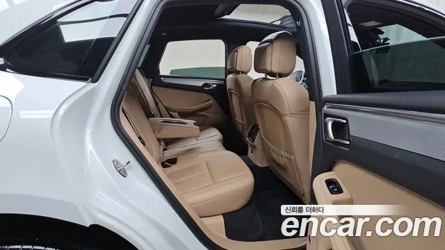 Porsche Macan — Фото автомобиля 17