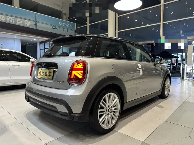 MINI Hatch — Фото автомобиля 7